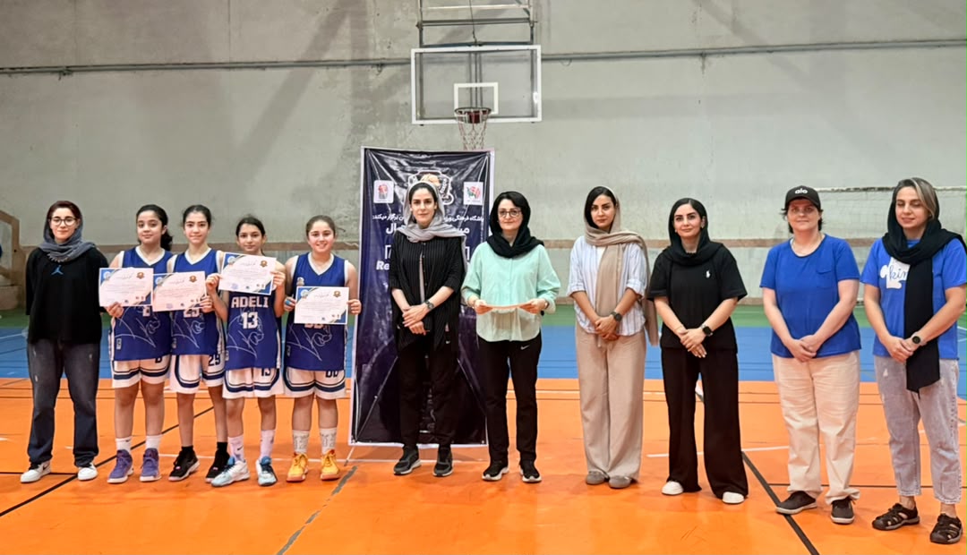 رفاه کاپ بسکتبال دختران زیر ۱۴ سال گیلان برگزار شد/آکادمی صدف ، آکادمی عادلی قهرمان و نائب قهرمان شدند/افتخارآفرینی دختران چای رفاه لاهیجان در «رفاه کاپ» گیلان با کسب عنوان سوم