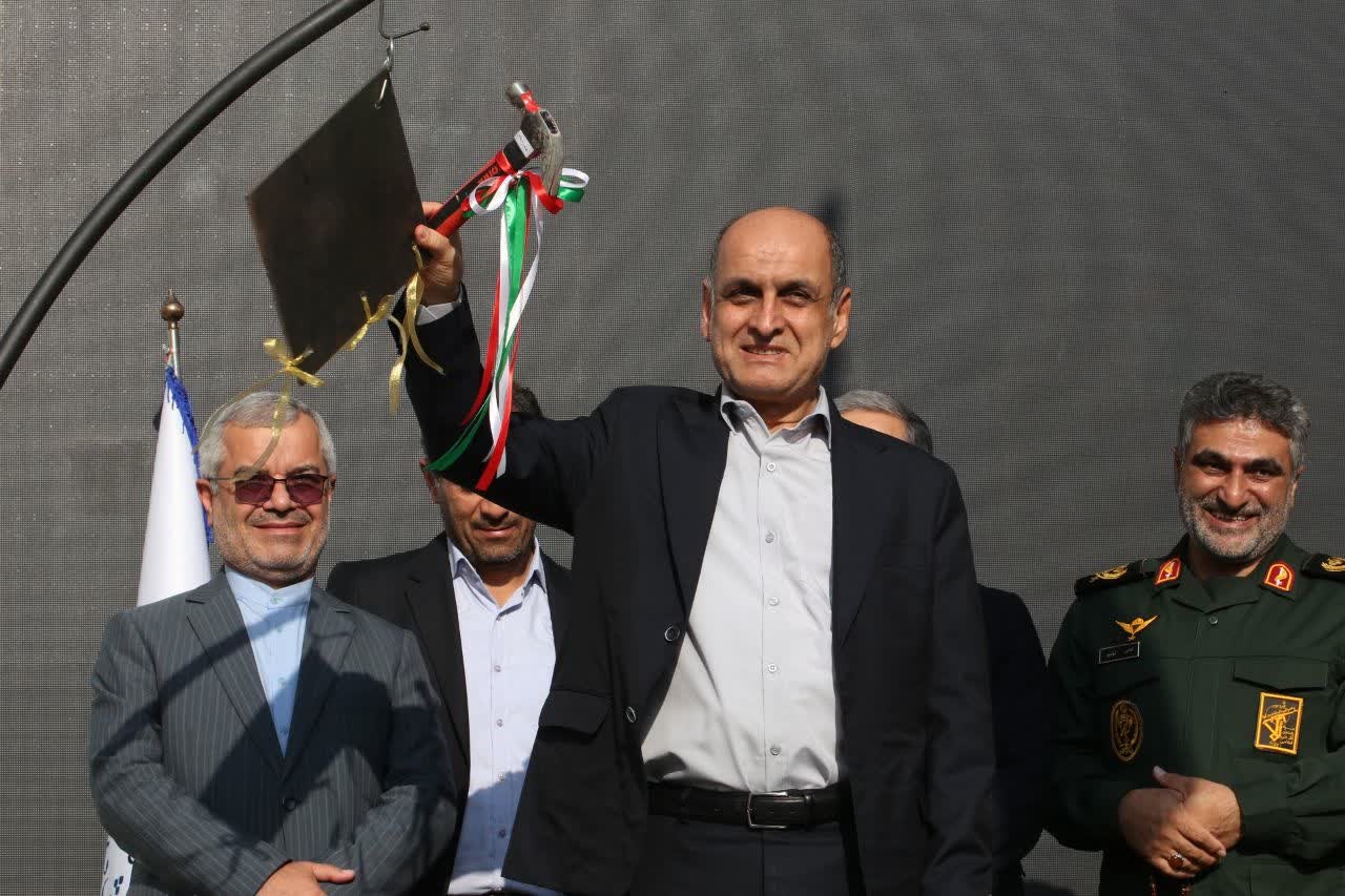 با حضور استاندار گیلان؛ زنگ مهر در مدارس گیلان نواخته شد؛ تأکید بر نقش علم و مدرسه در ساخت آینده ایران