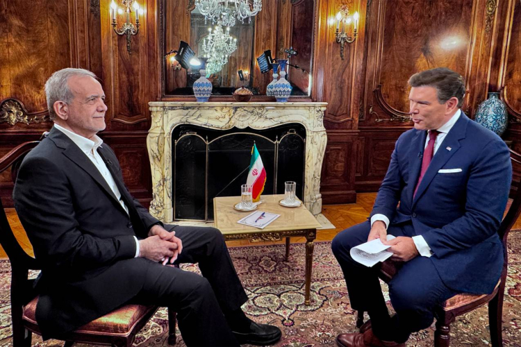 دکتر پزشکیان در گفت‌وگو با شبکه فاکس‌نیوز:  ایران آغازگر جنگ نبوده و نخواهد بود؛ در برابر حمله با قدرت دفاع می‌کنیم/ فشار برای وادار کردن ایران به تسلیم، نتیجه‌ای نخواهد داشت