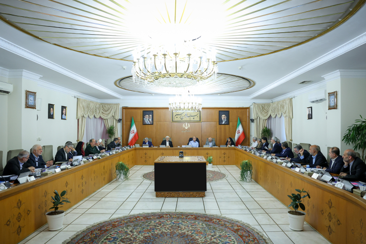 رئیس‌جمهور در جلسه هیئت دولت تشریح کرد:  روایت سفر نیویورک و تأکید بر گفت‌وگو، وحدت و آمادگی برای مقابله با فشارها