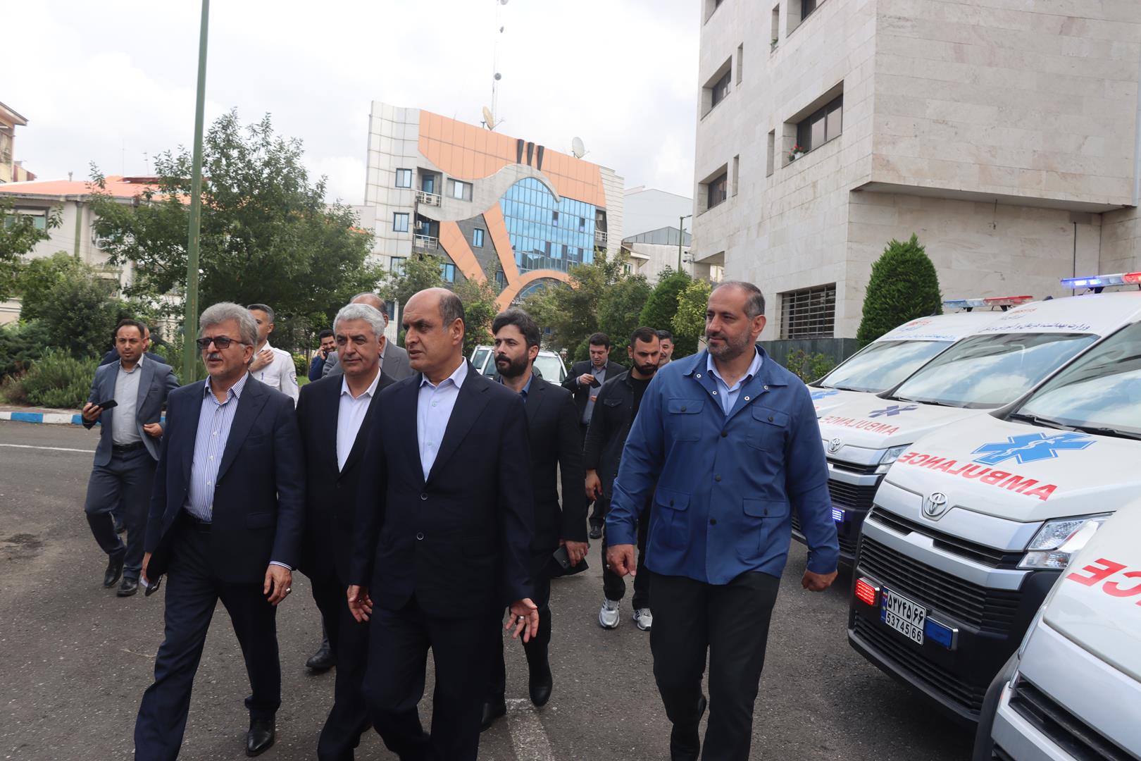 با حضور استاندار و رییس مجمع نمایندگان گیلان؛  شش آمبولانس جدید وارد ناوگان اورژانس گیلان شد