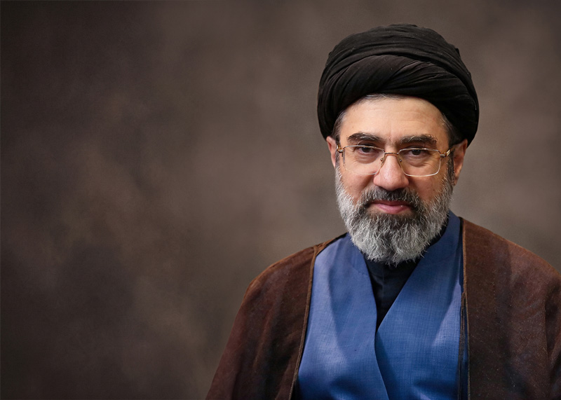 رهبر انقلاب : ماموریت تاریخی امروز دانش آموزان و دانشجویان؛ شکستن مرزهای دانش است .
